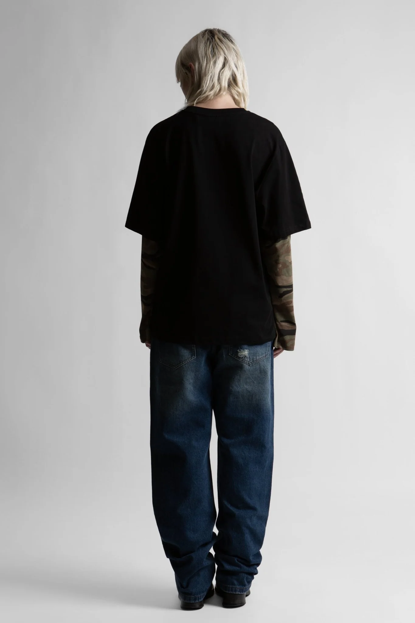 Jean Manc Ripped - Image 4